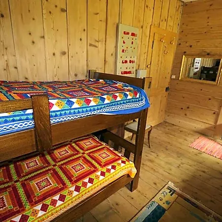 Riversong Centre Thermal Otel