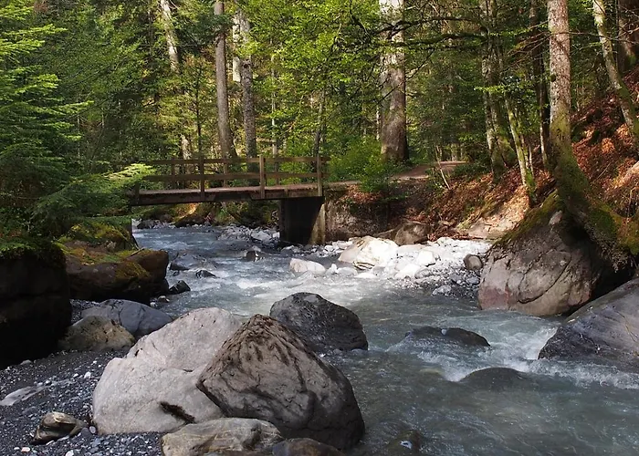 Riversong Centre Thermal Hotell